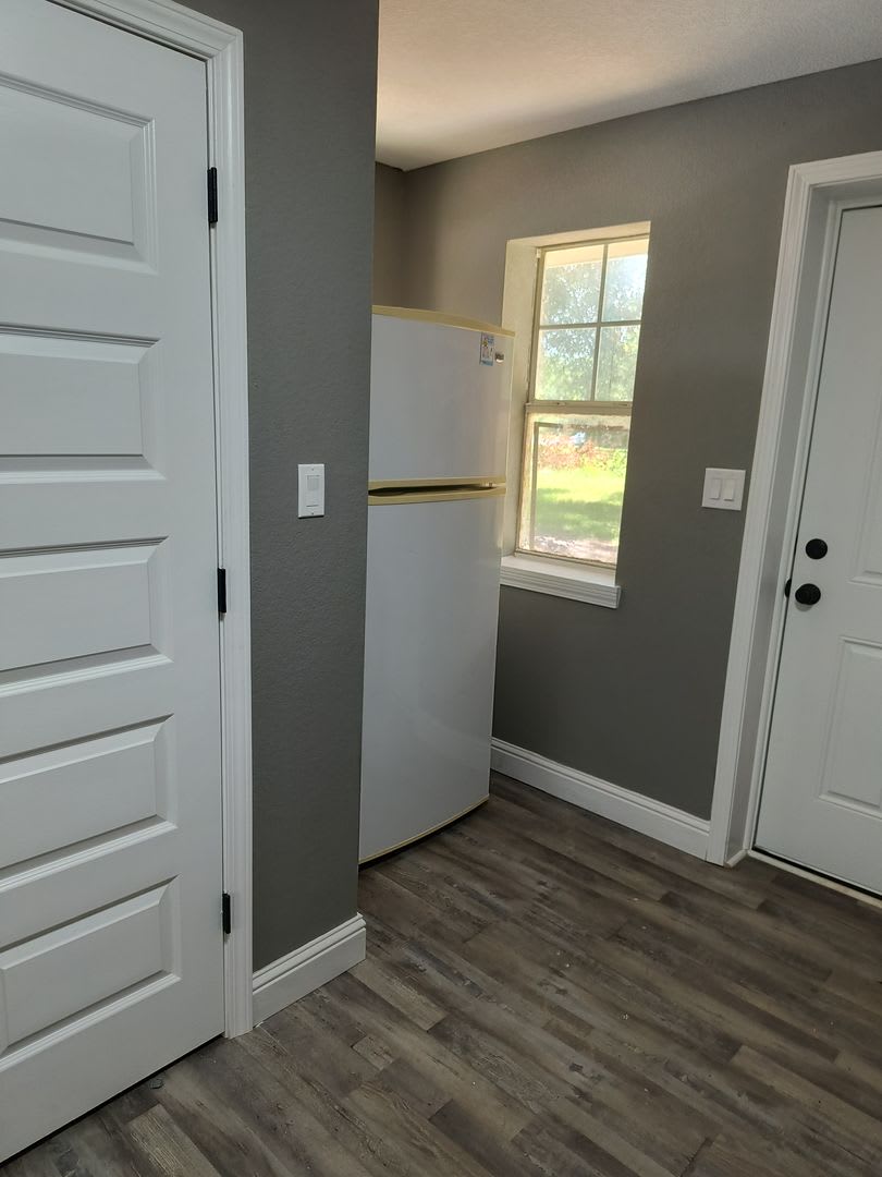2 bedroom 1 bath House for rent – photo 4