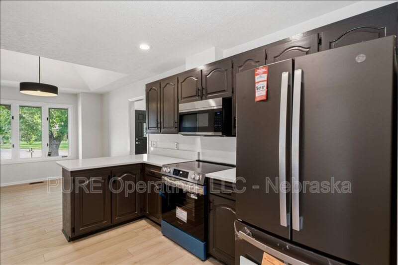 15527 Mason Cir – photo 3