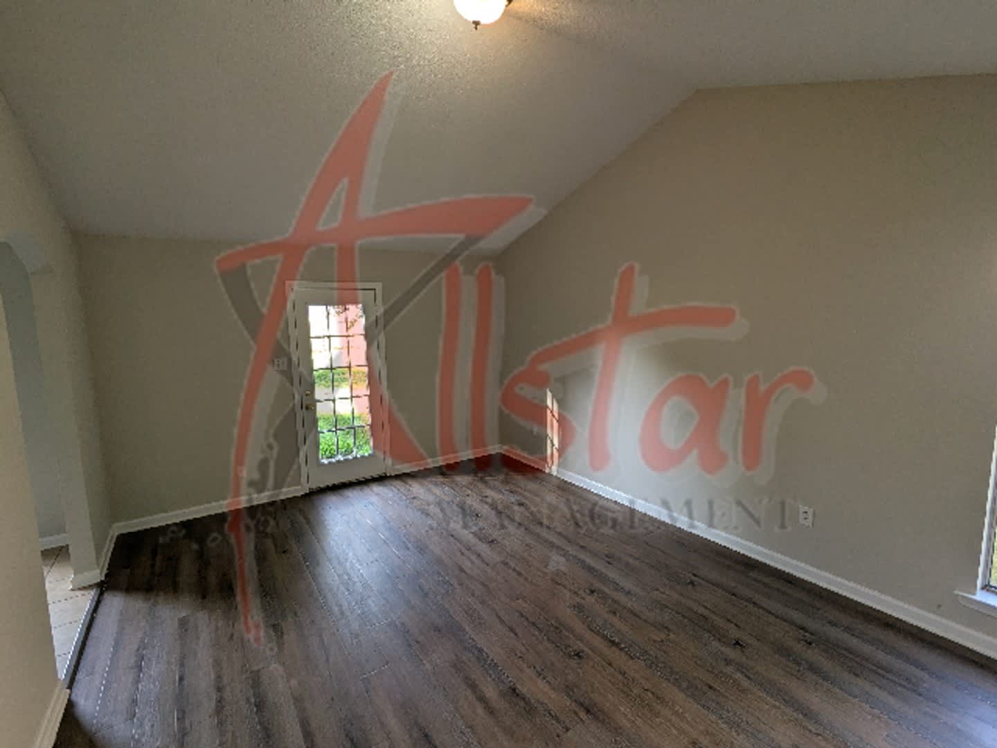 3815 Shadow Oaks Parkway Horn Lake, MS – photo 5