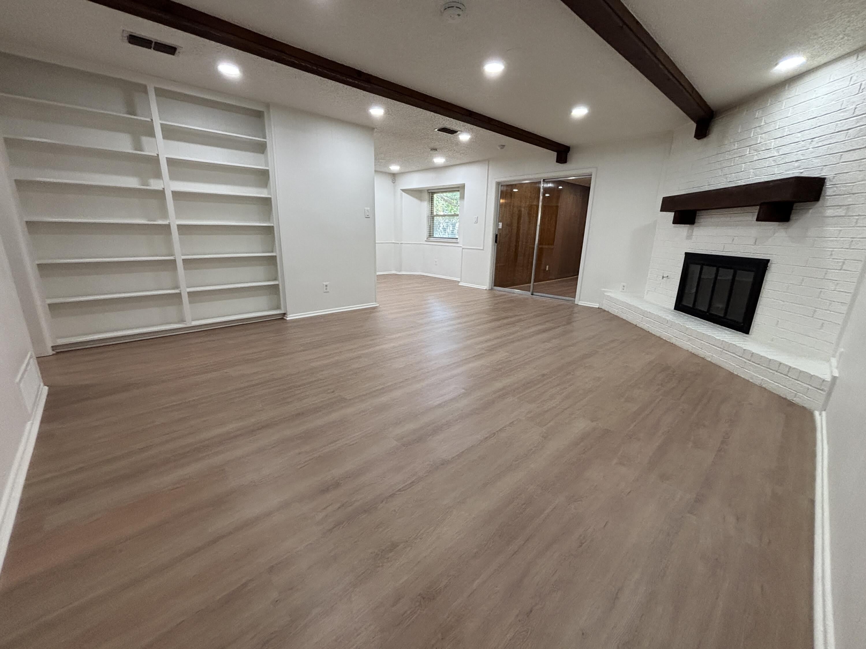 4518 77th Street – photo 3