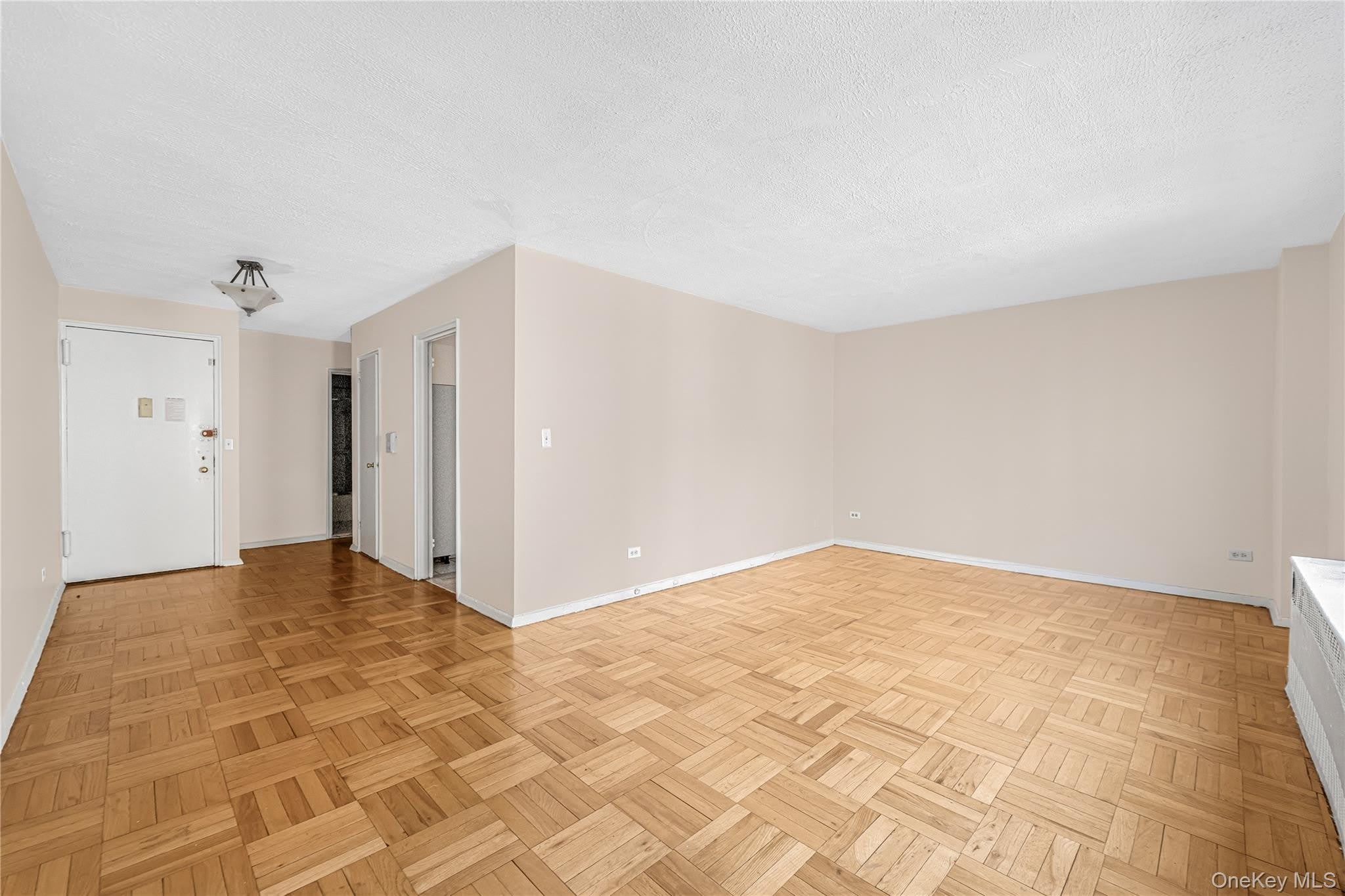 2835 Webb Avenue – photo 2