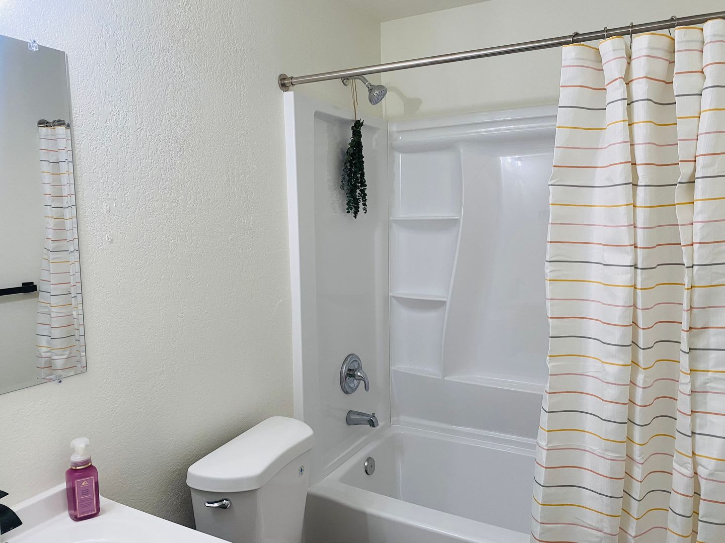207 Broadway Street – photo 4