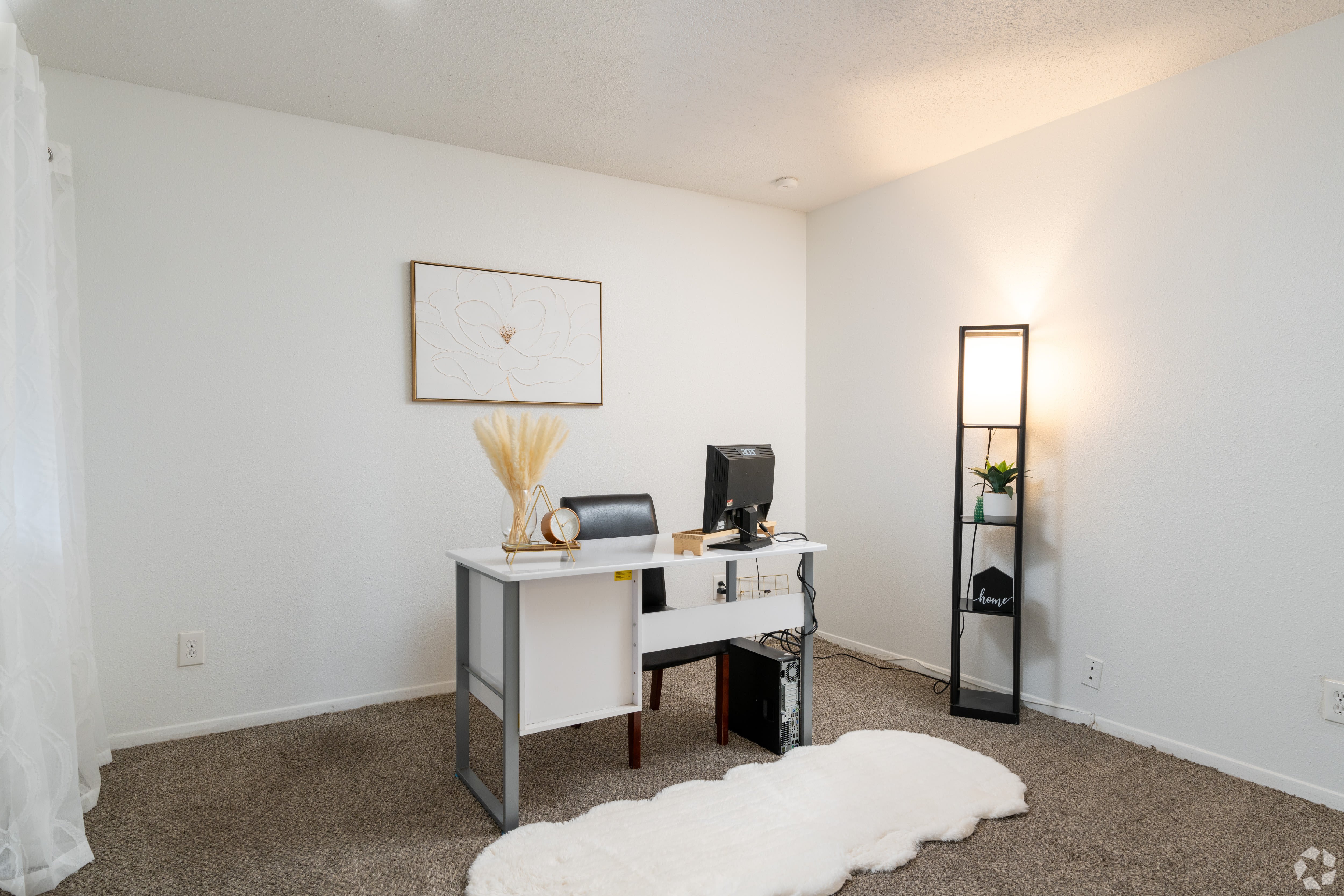 516 South Kansas Street – photo 5
