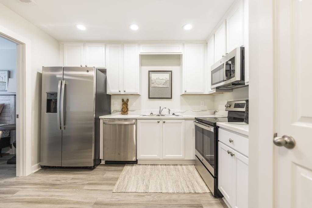101 Webster Way – photo 3