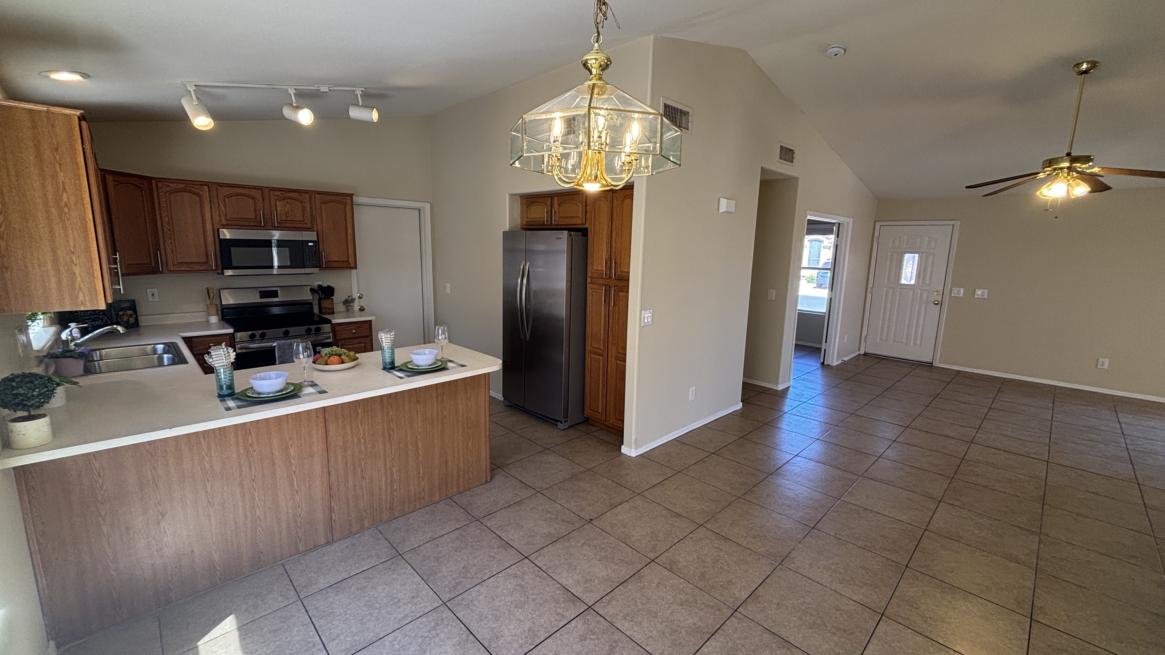 12721 W Palm Ln – photo 5