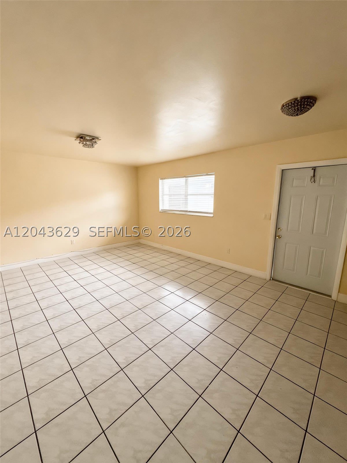 5912 Fillmore St – photo 2