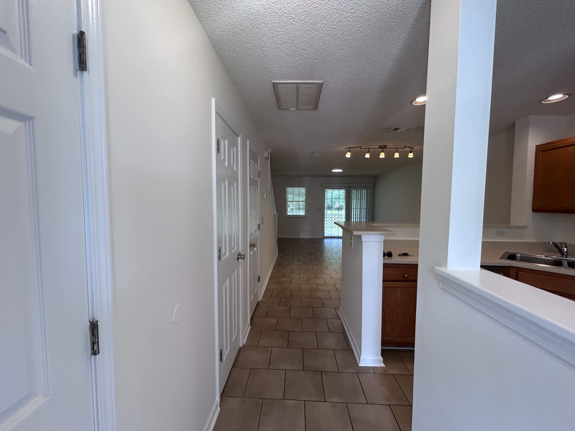 957 Pendant Cir – photo 2