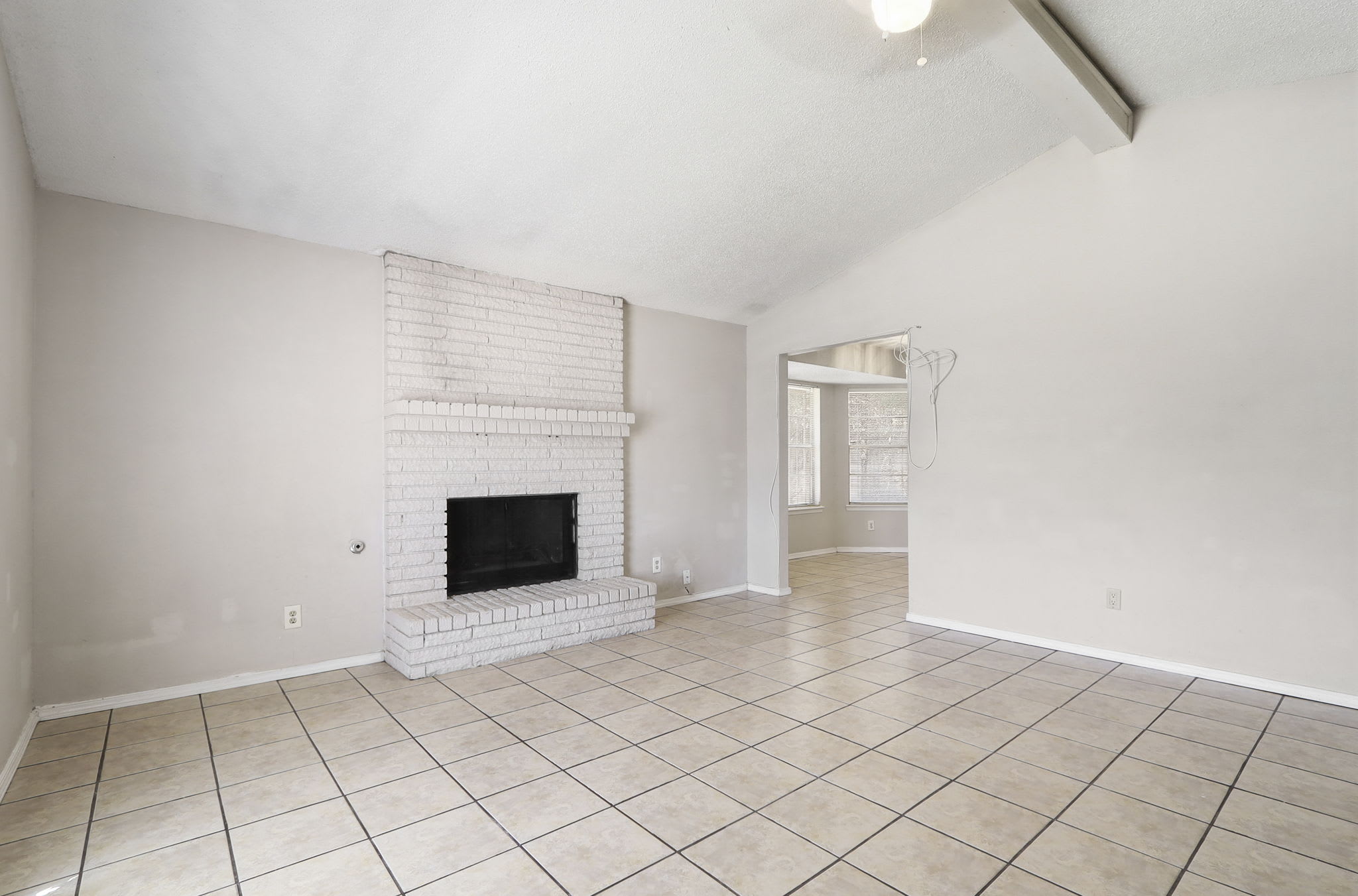 2918 East Glen – photo 5
