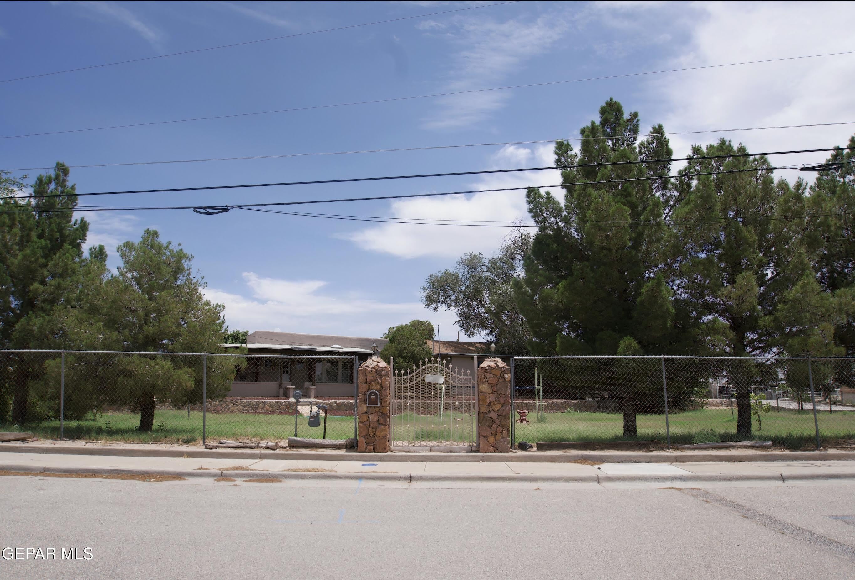 9401 PAVO Lane – photo 2