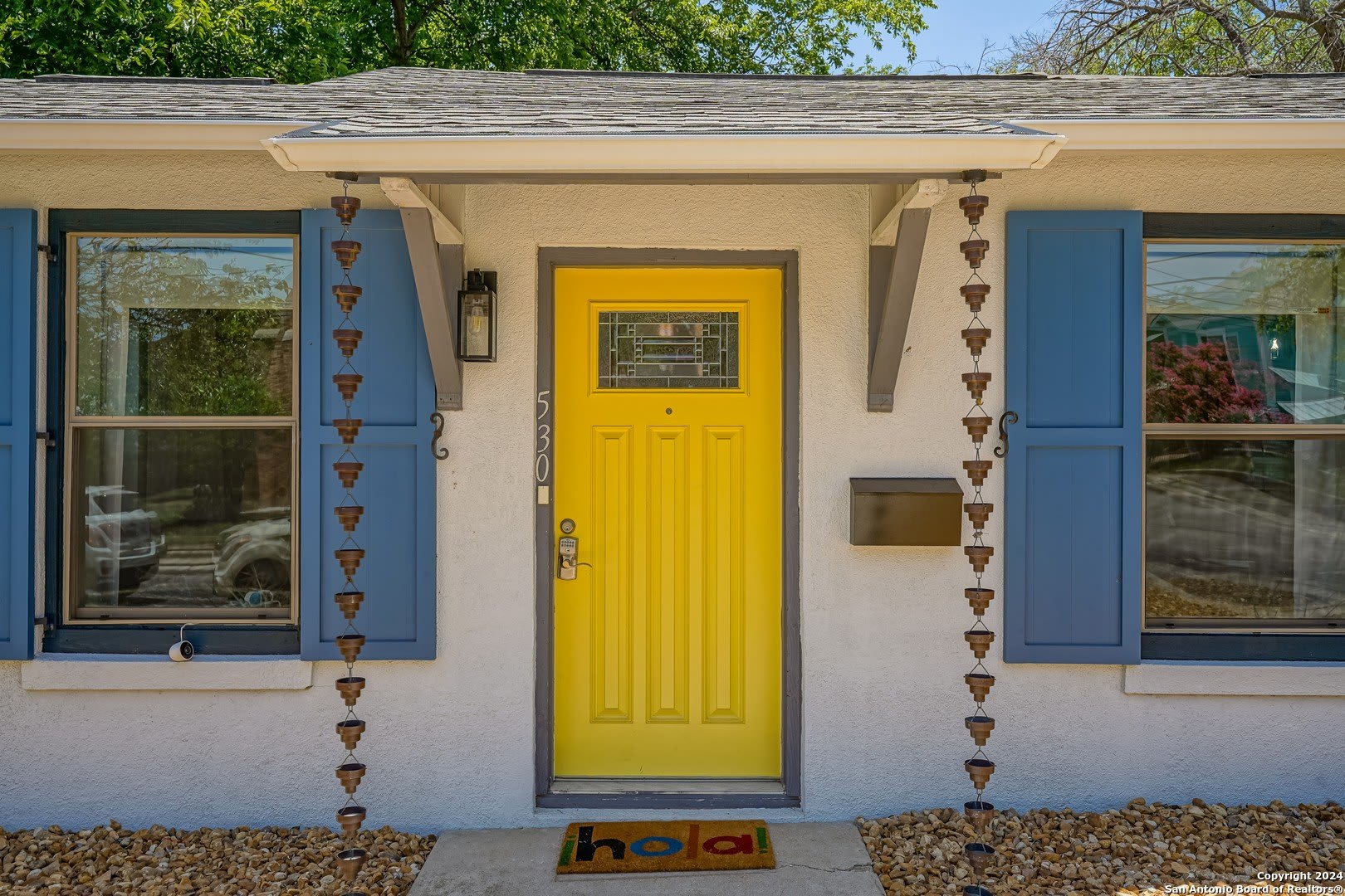 530 E MYRTLE ST – photo 3