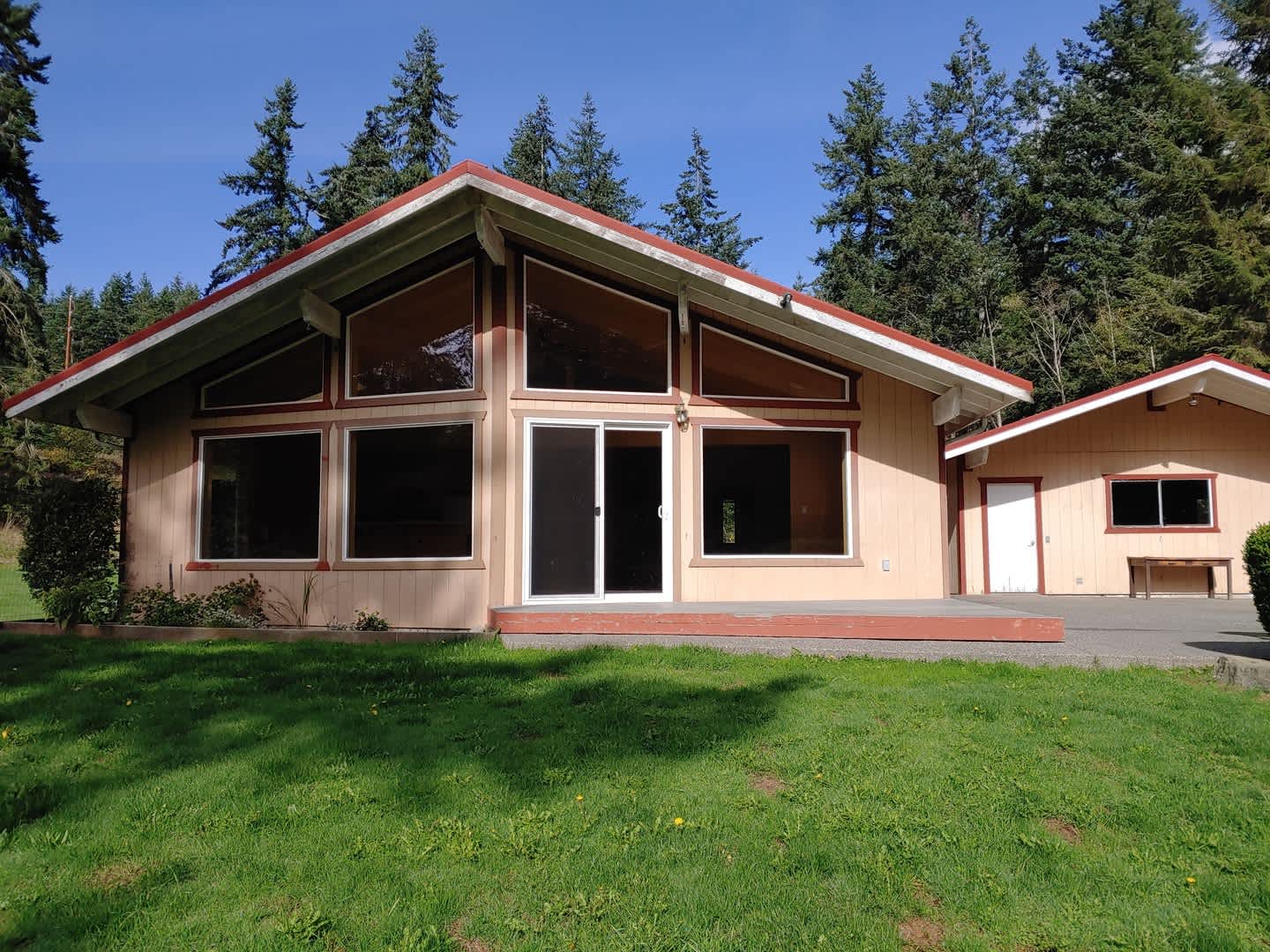 925 Classic Road – photo 1
