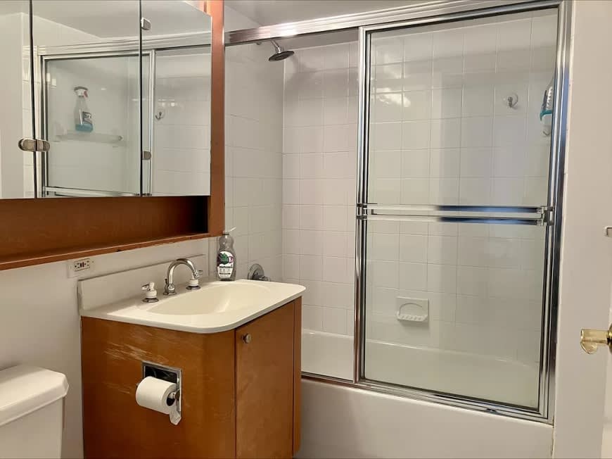 418 W – photo 3