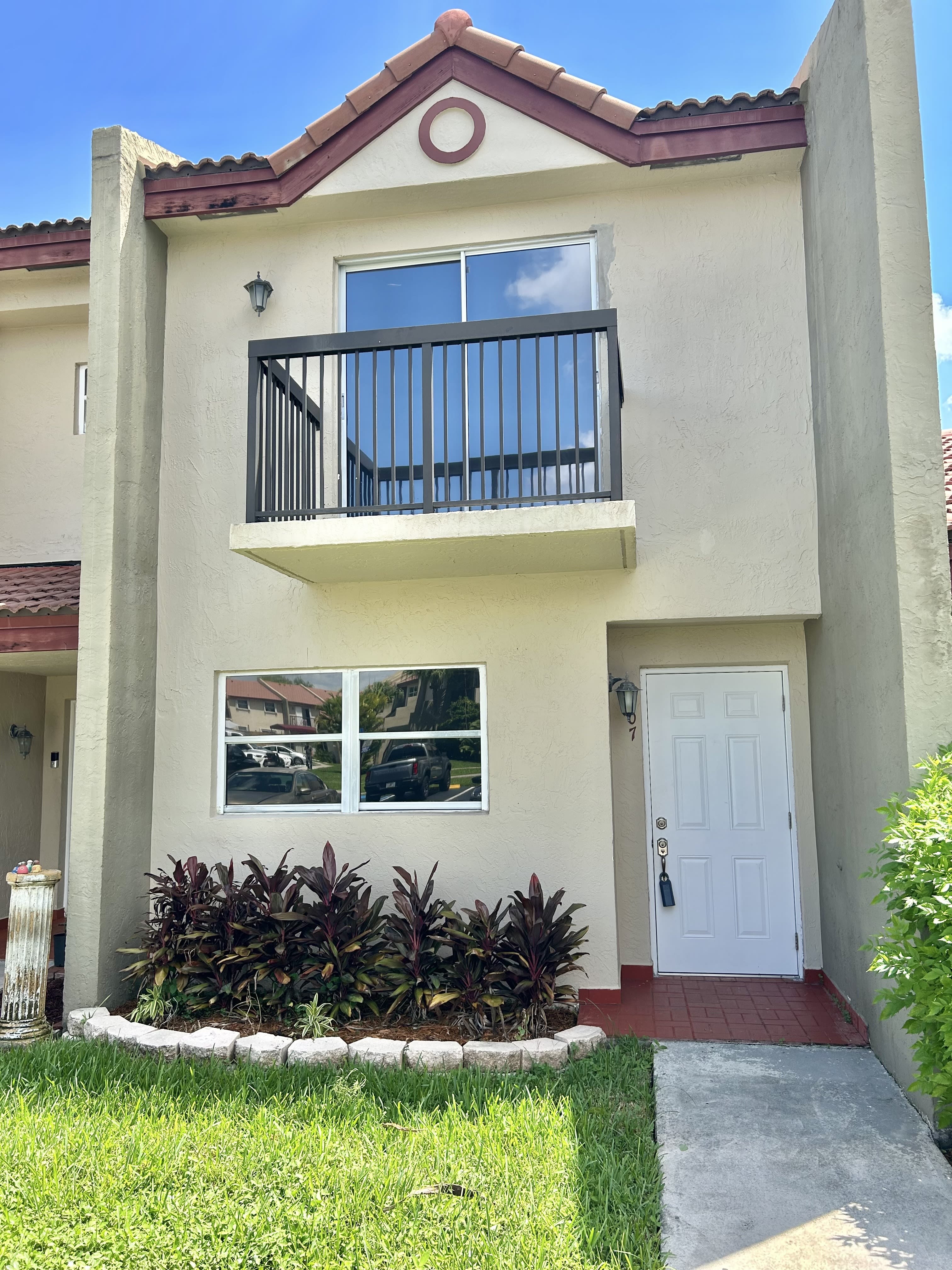 6435 Southwest 129th Place – photo 1