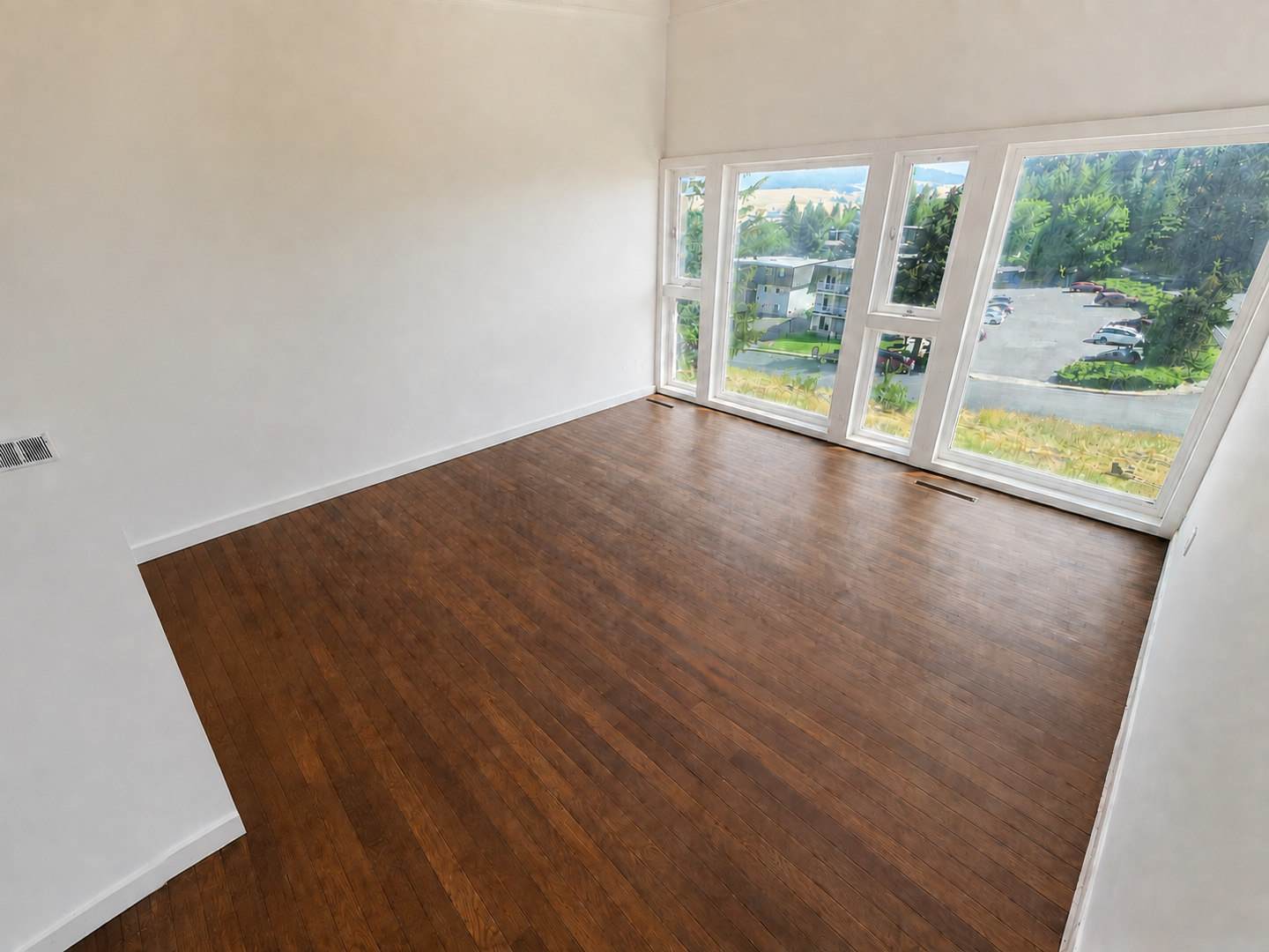 Six Bedroom House Near Campus! – photo 3