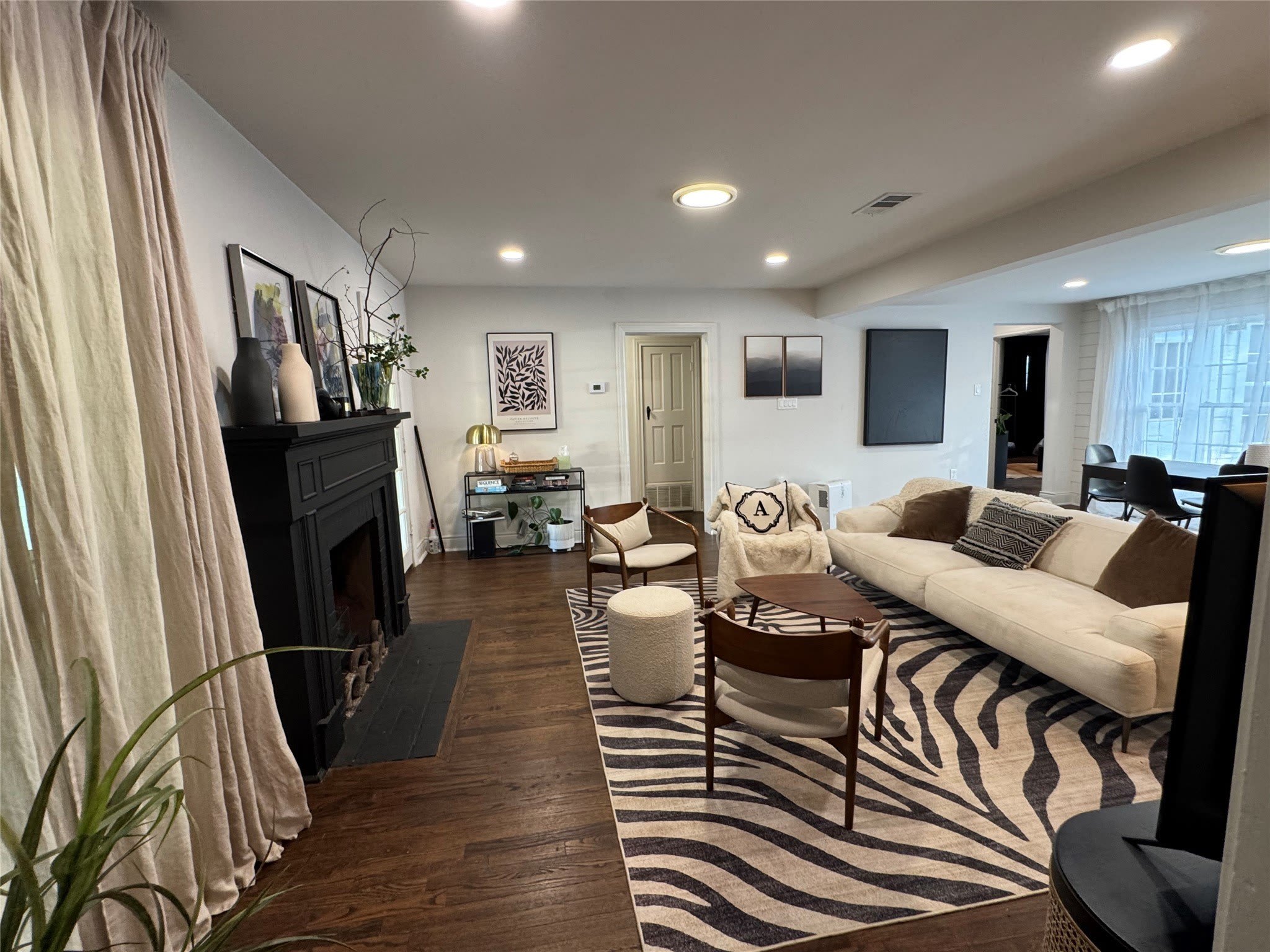 722 S Prairieville – photo 4