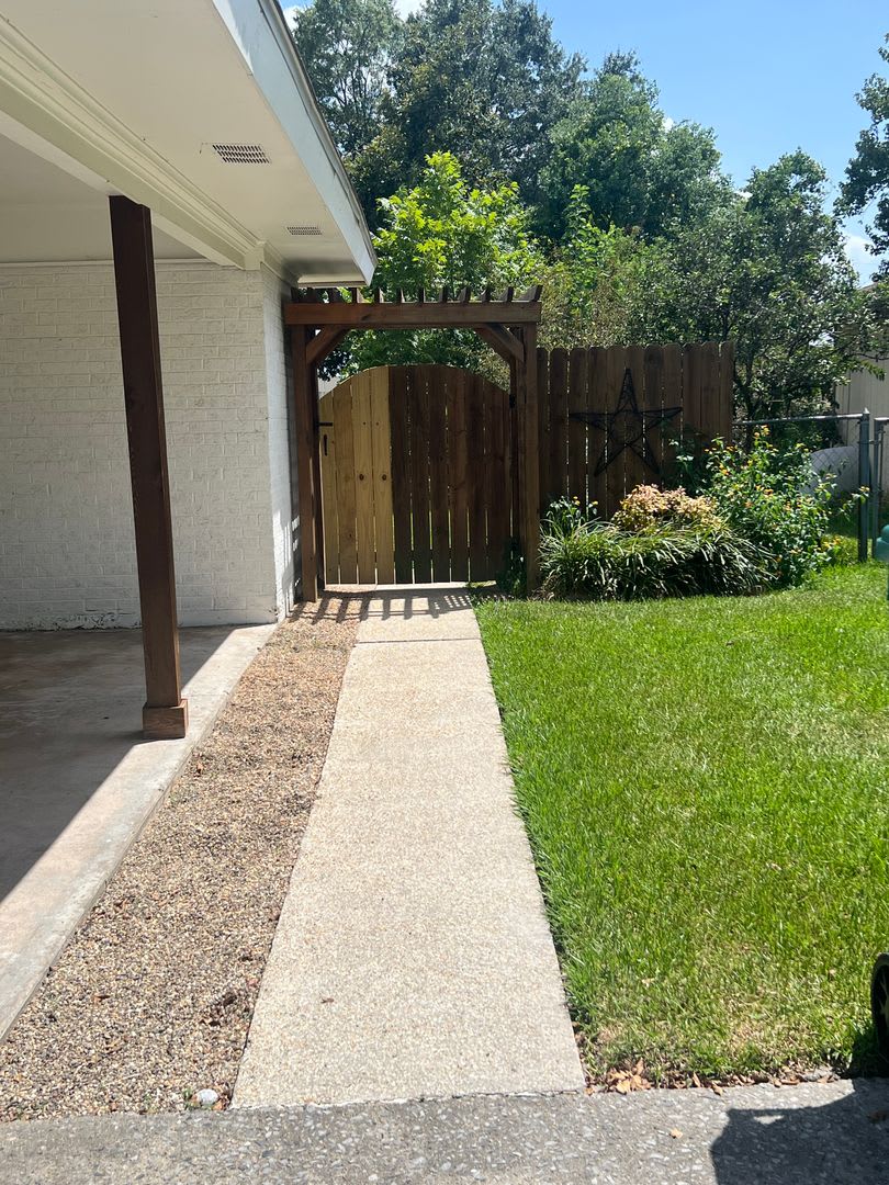Renovated 3 Bed 1 Bath House in Sulphur – photo 2