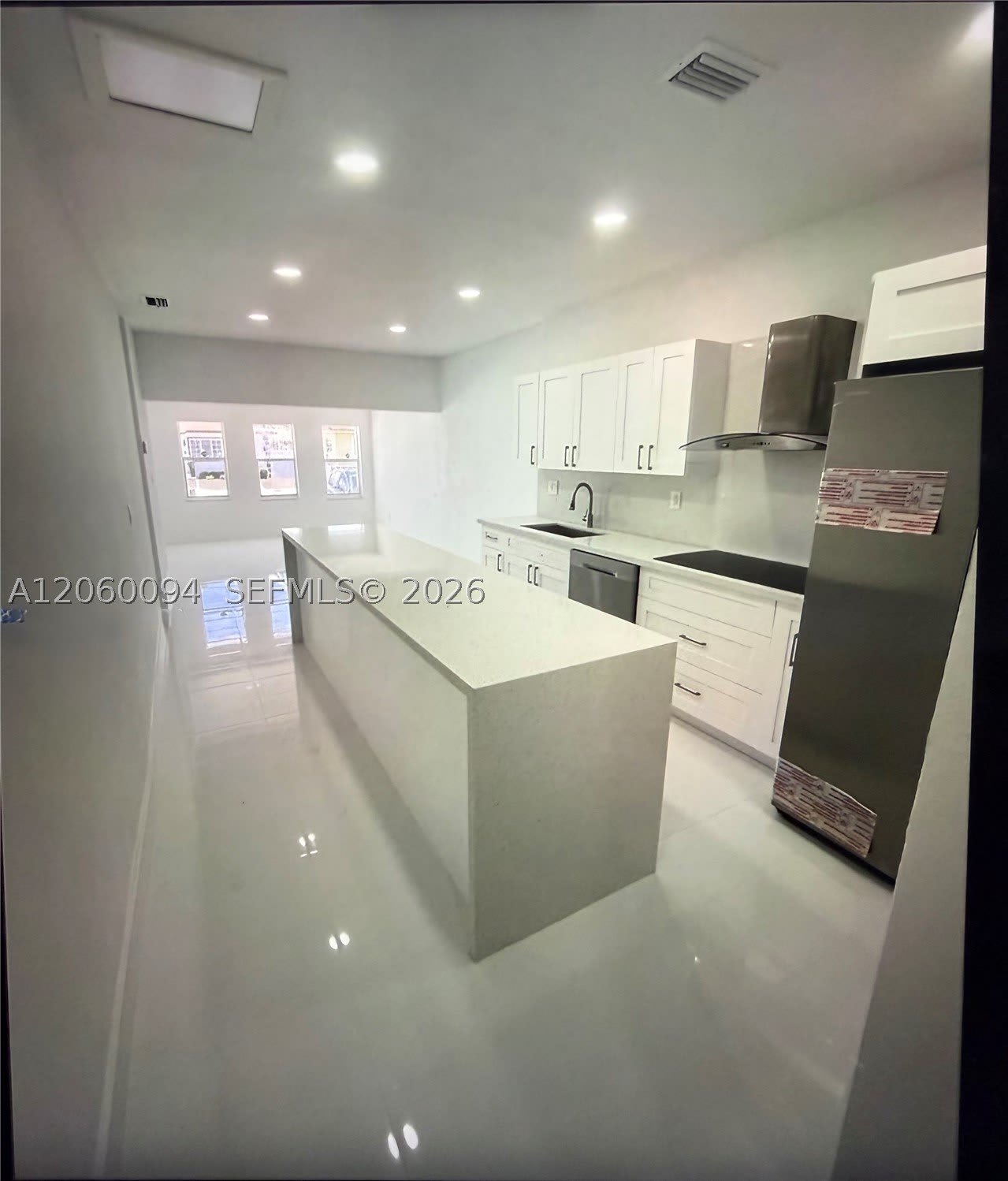 1870 Nw 5Th St – photo 2
