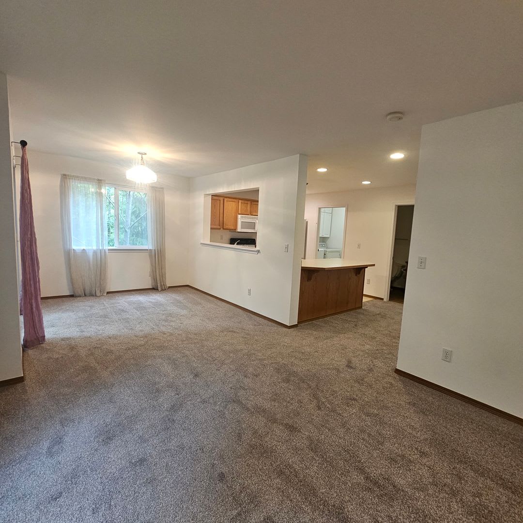 Beautiful CK School District Home Backing to Greenbelt – Pets Negotiable! – photo 3