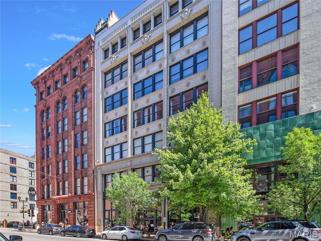 1015 Washington Avenue – photo 2