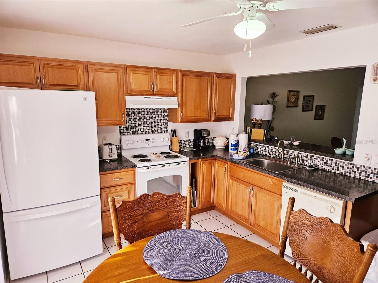 4107 41ST Street W – photo 3
