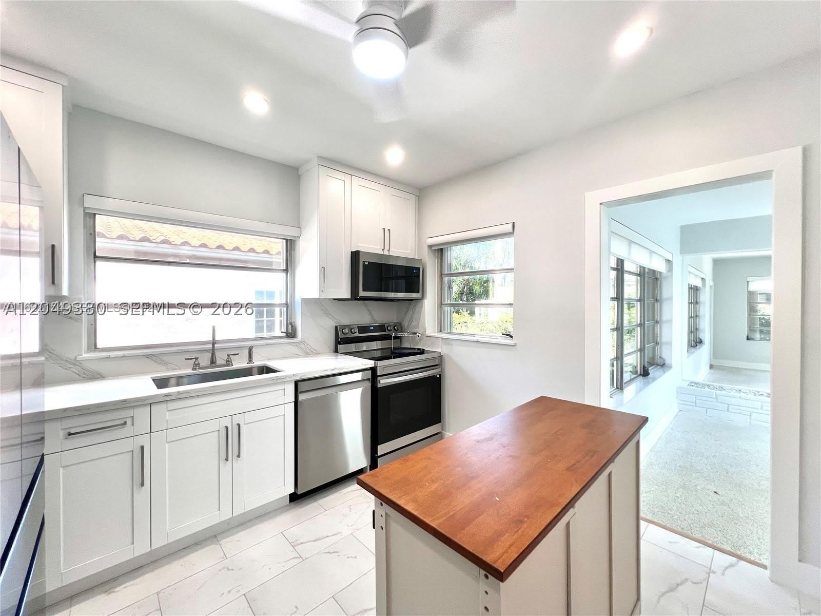 2245 SW 25th Ter – photo 2