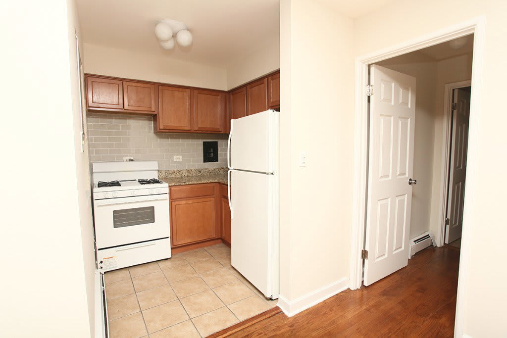 5851 North Winthrop Avenue – photo 5
