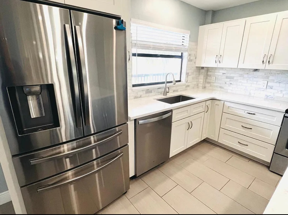 12500 Capri Cir N – photo 5