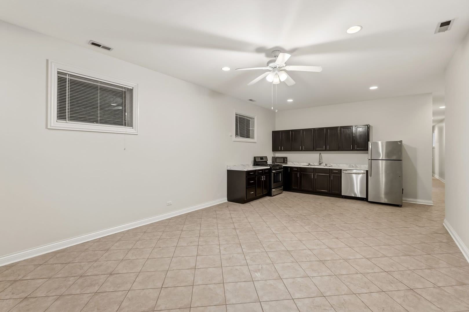 938 N Washtenaw Avenue – photo 3