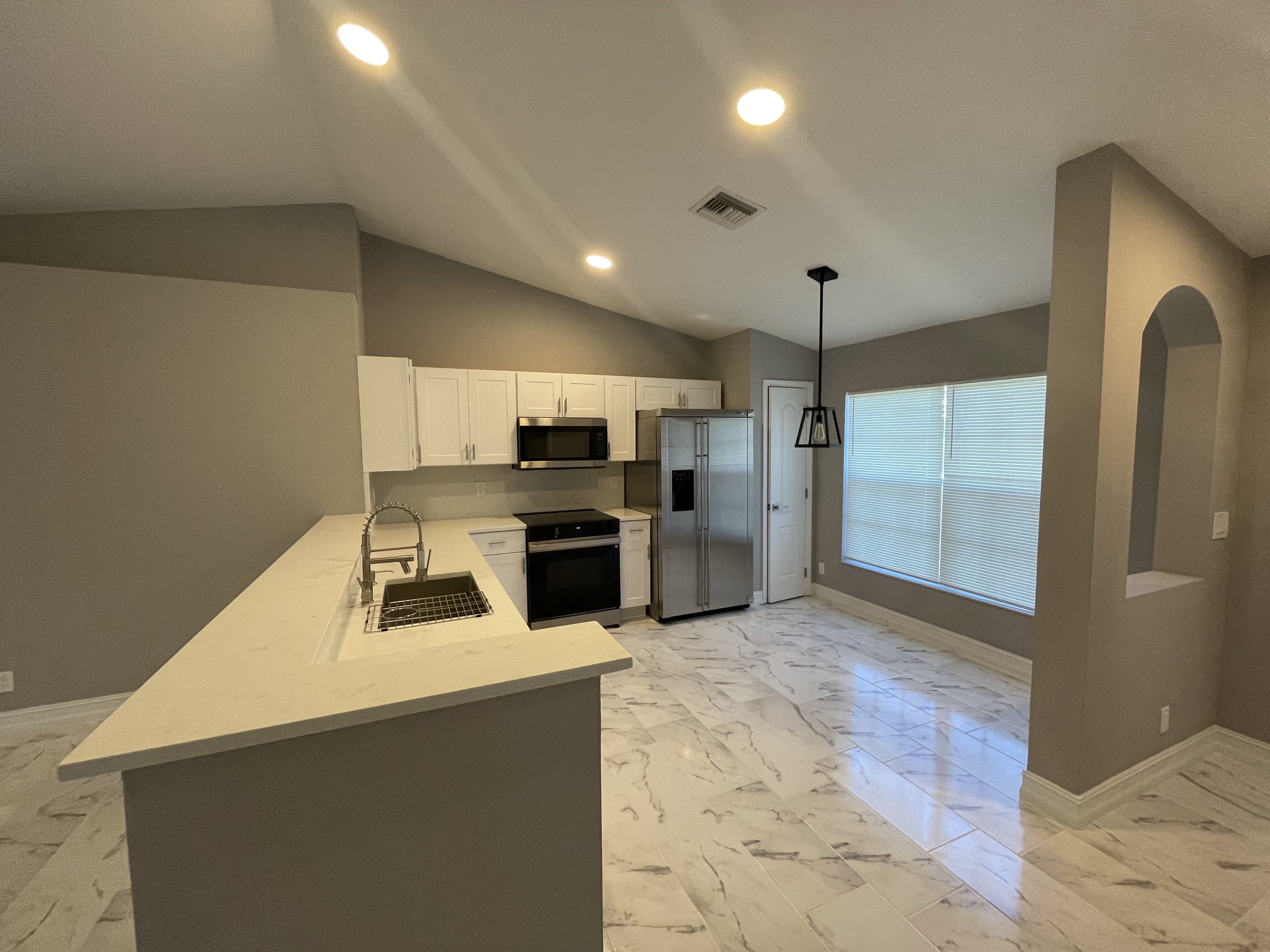 4133 Andalusia Blvd – photo 3