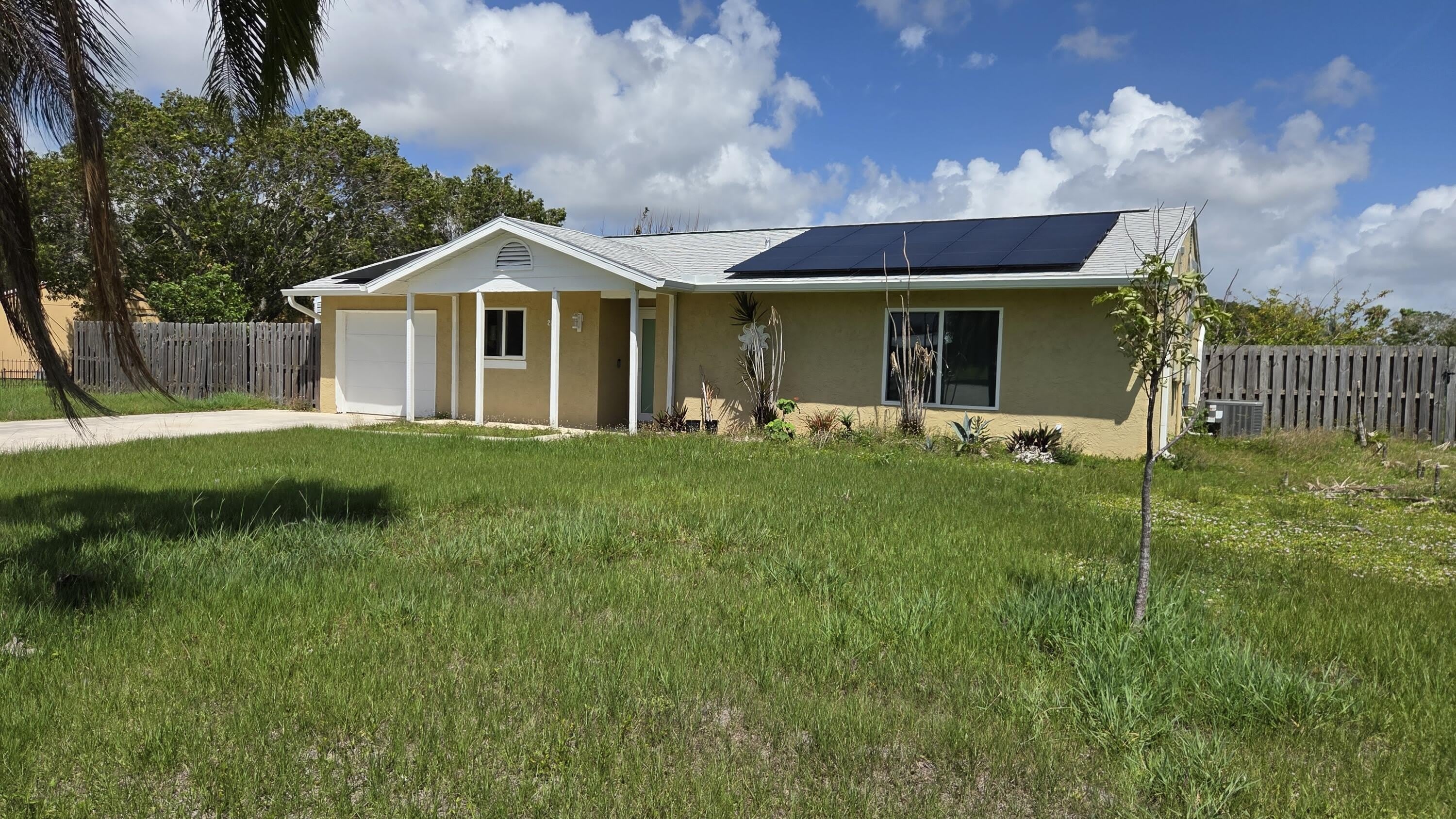 2209 SE E Dunbrooke Circle – photo 2