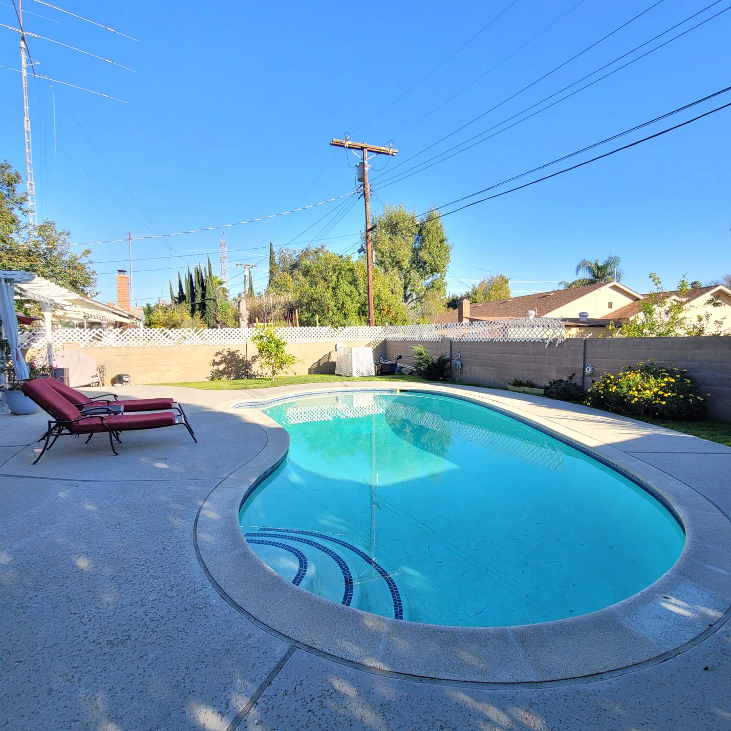 19030 Community Street – photo 2
