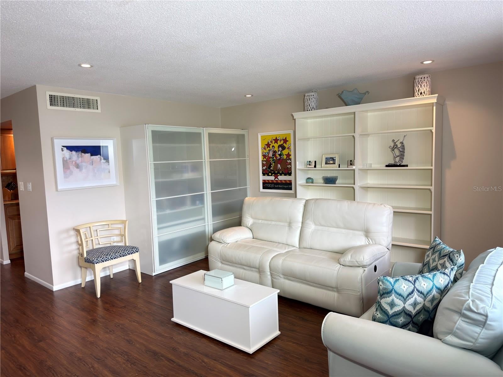 2650 Pearce Drive – photo 3