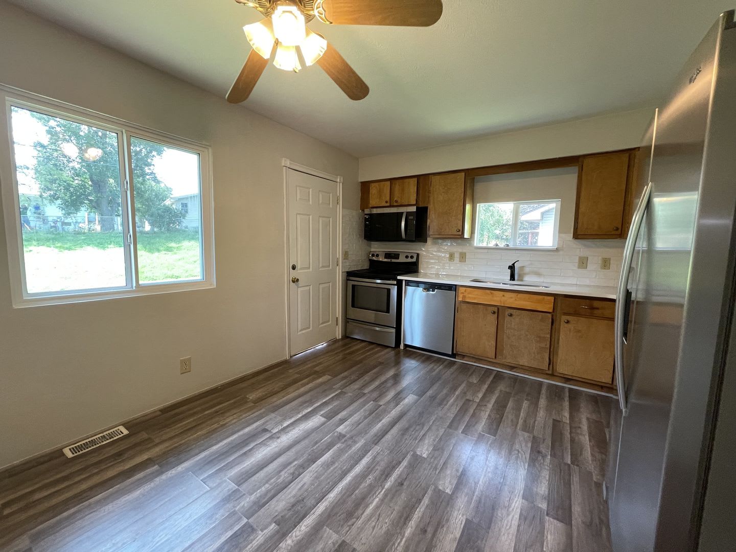 7508 Elm Dr – photo 3