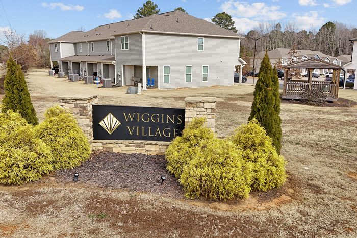 1007 Peony Lane – photo 2