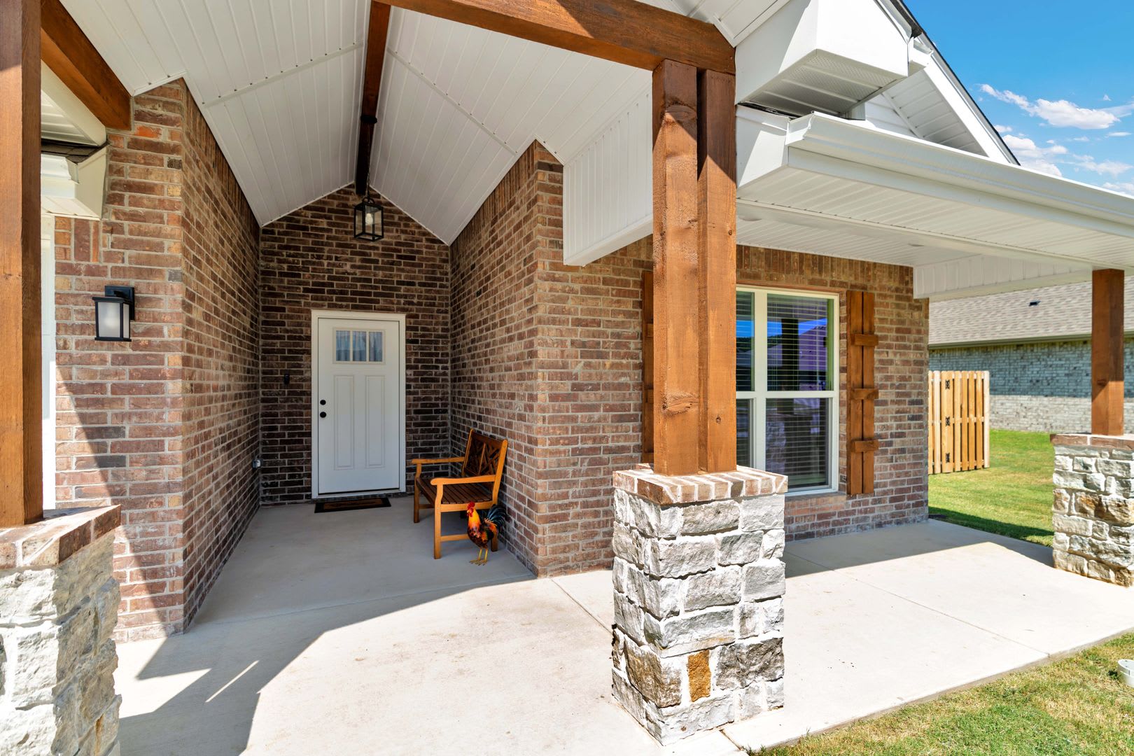 Newly built 3 Bed 2 bath home with Large backyard – photo 3