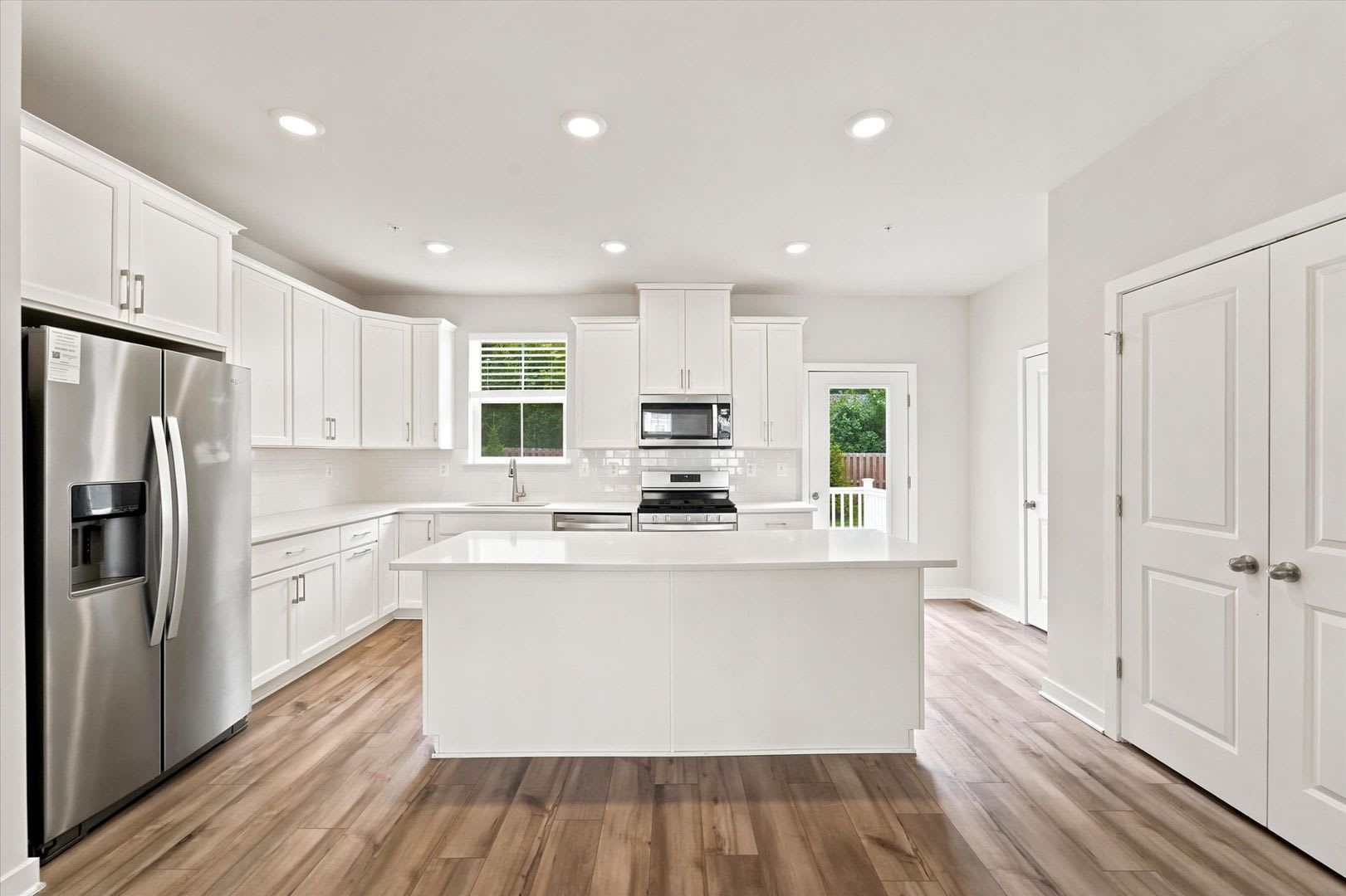 3 B/2.5B Townhome in Downingtown School District – photo 2