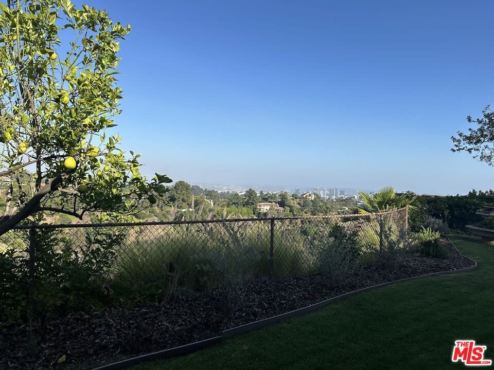 1212 Roberto Ln – photo 5