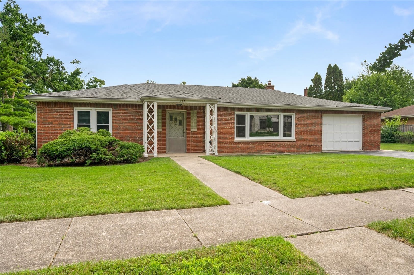 429 S Stratford Avenue – photo 2
