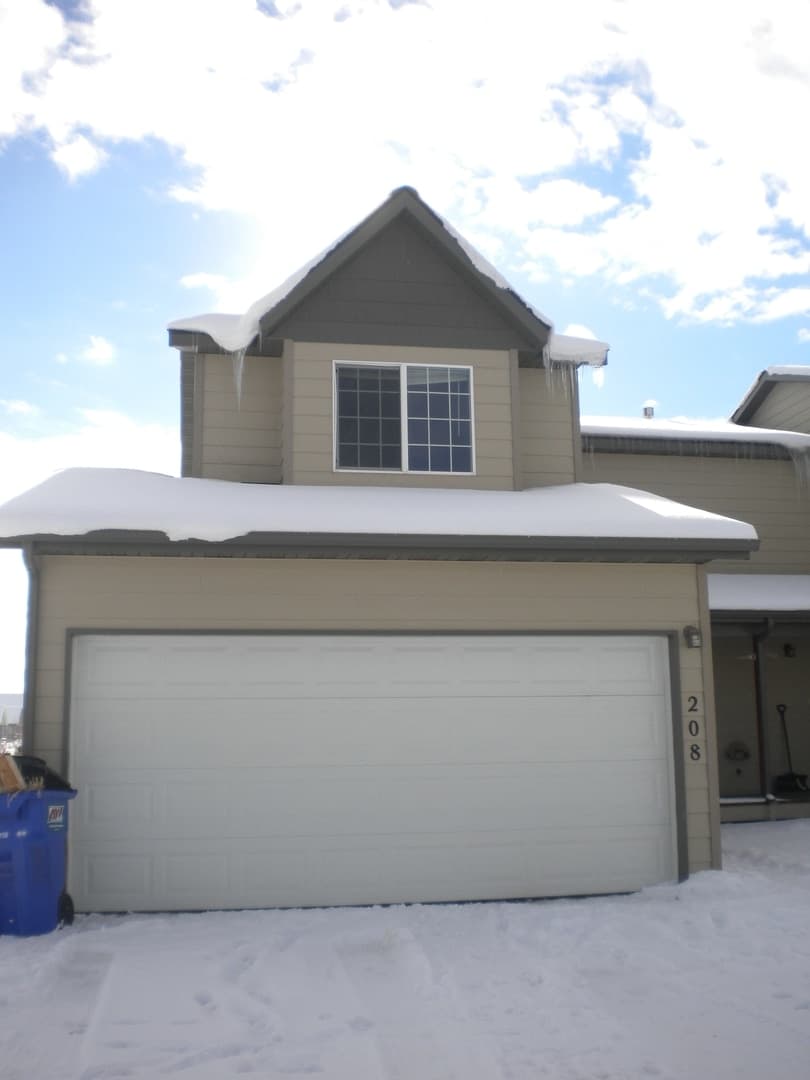 206 E. Magnolia – photo 1