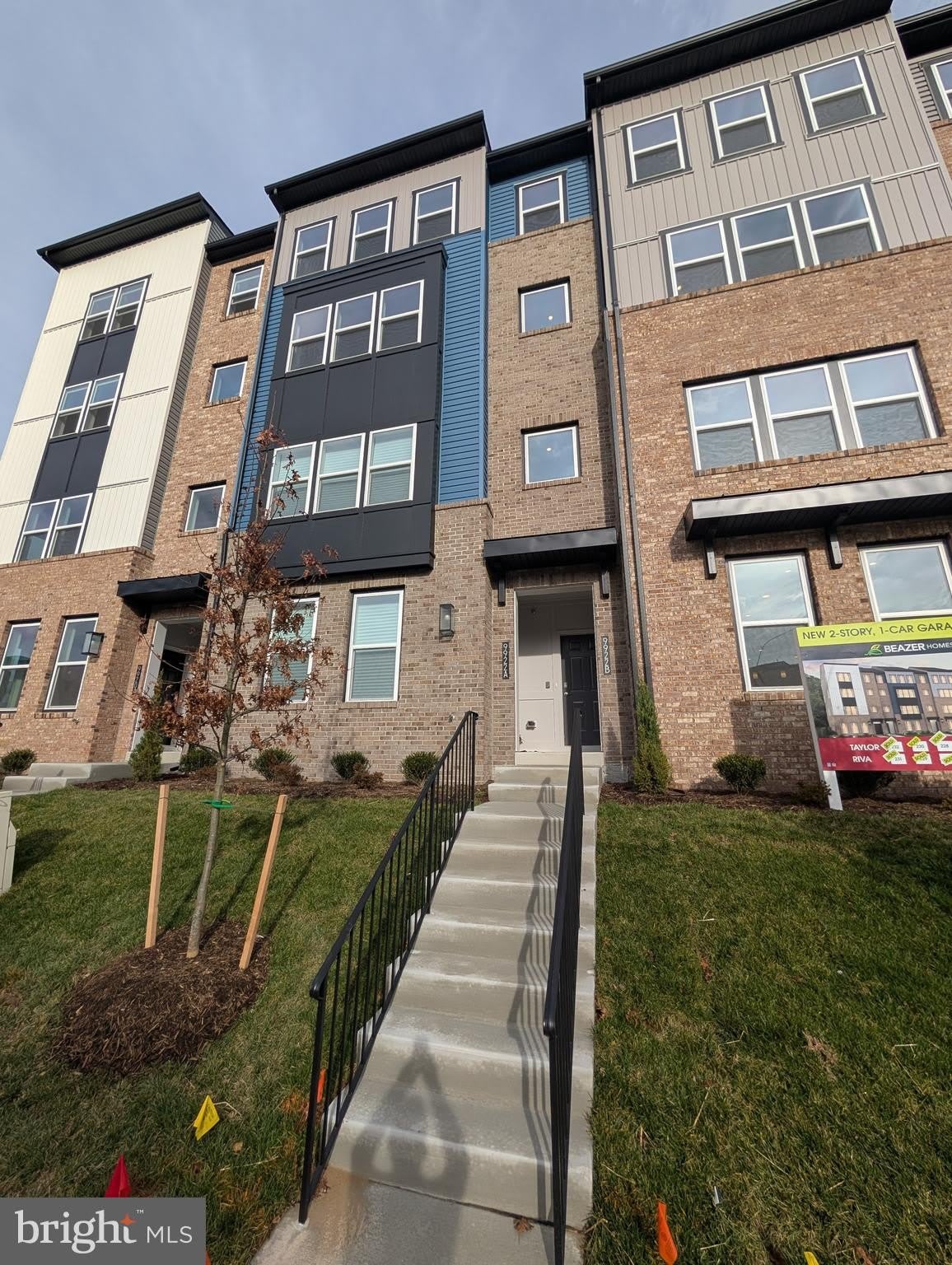 9926 Sir Barton Way – photo 2