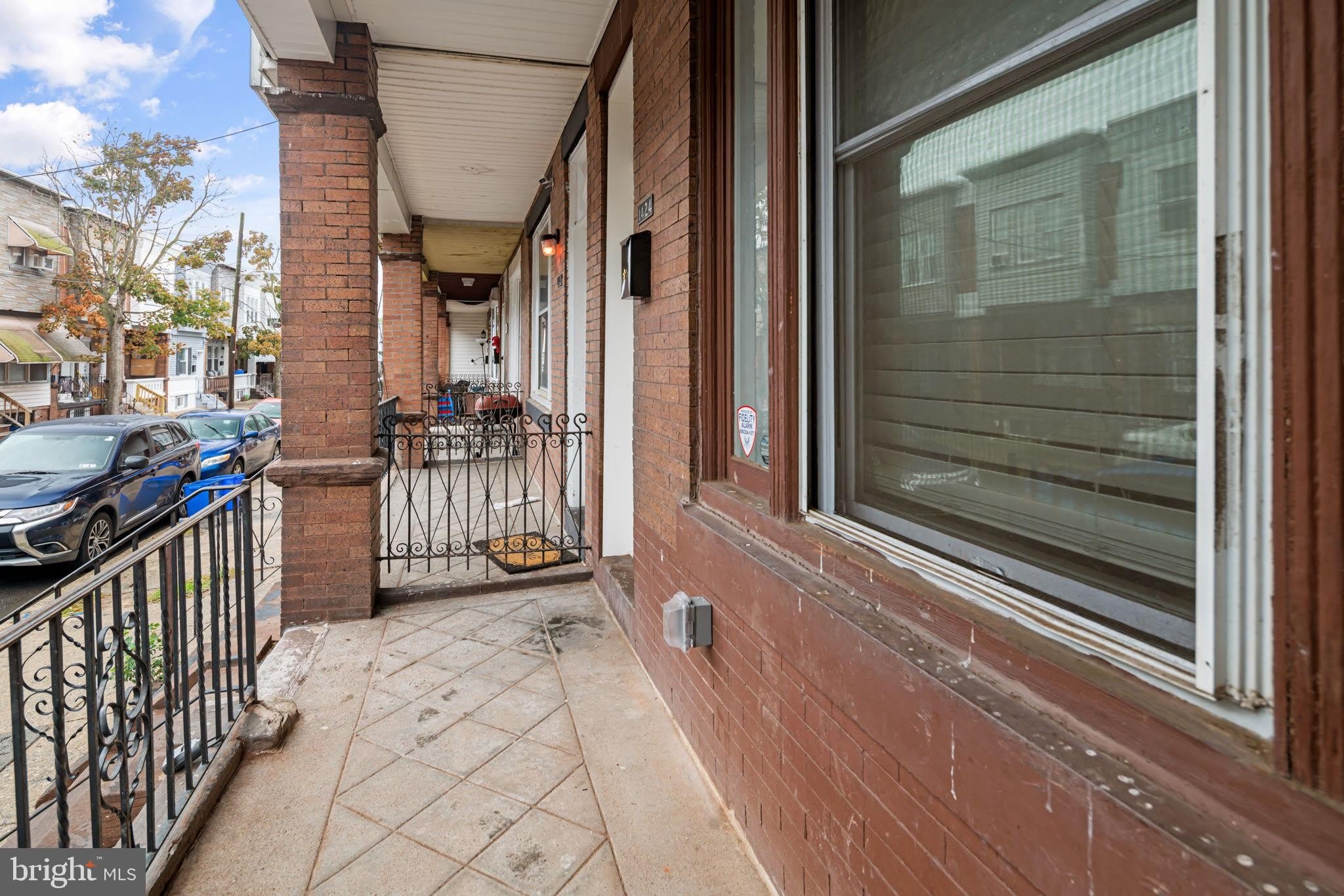 1424 S MARSTON Street – photo 3