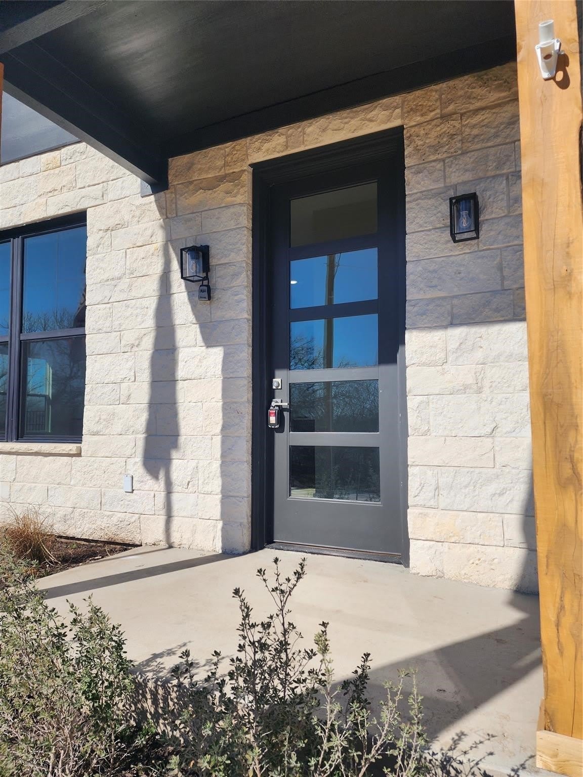 110 Clark Lane – photo 2