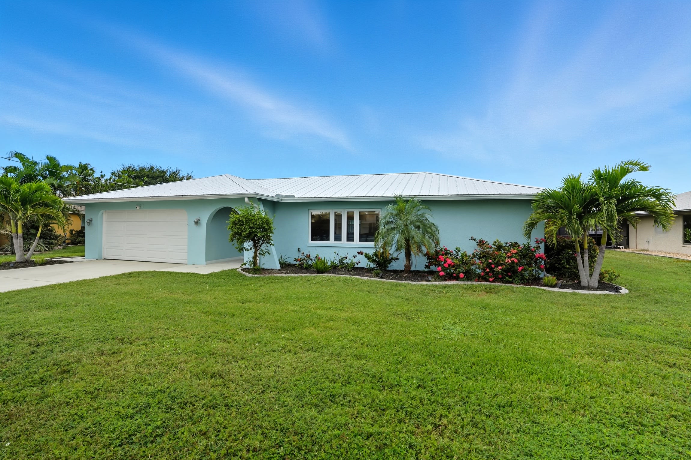 6163 Plumosa Avenue – photo 1