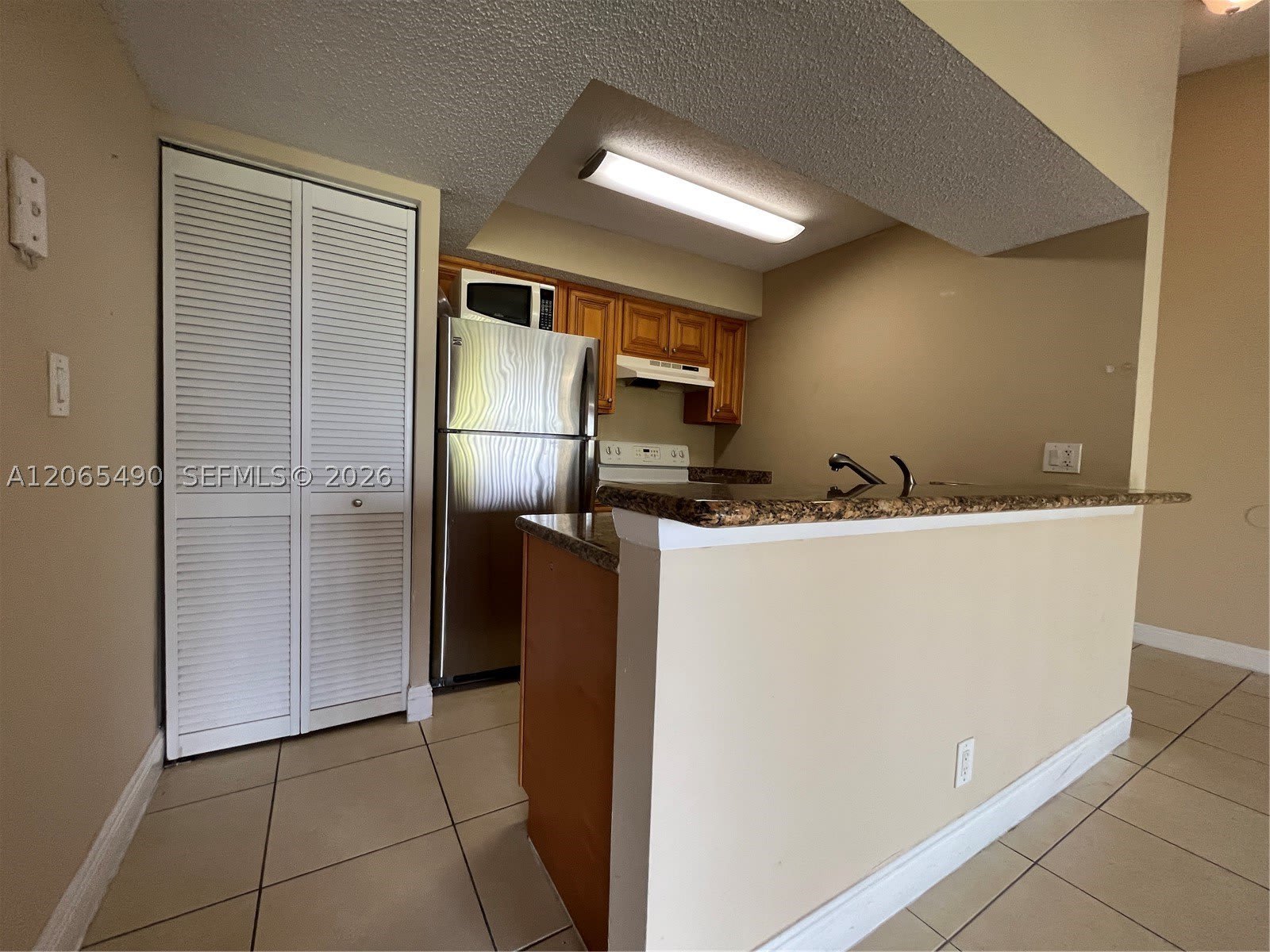 5654 Rock Island Rd – photo 3