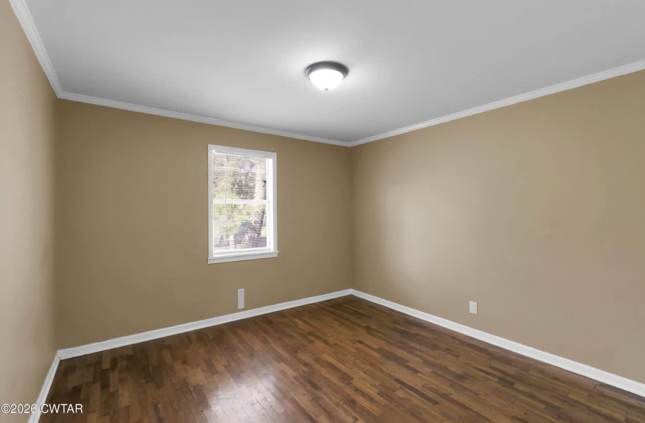927 East College Street – photo 4