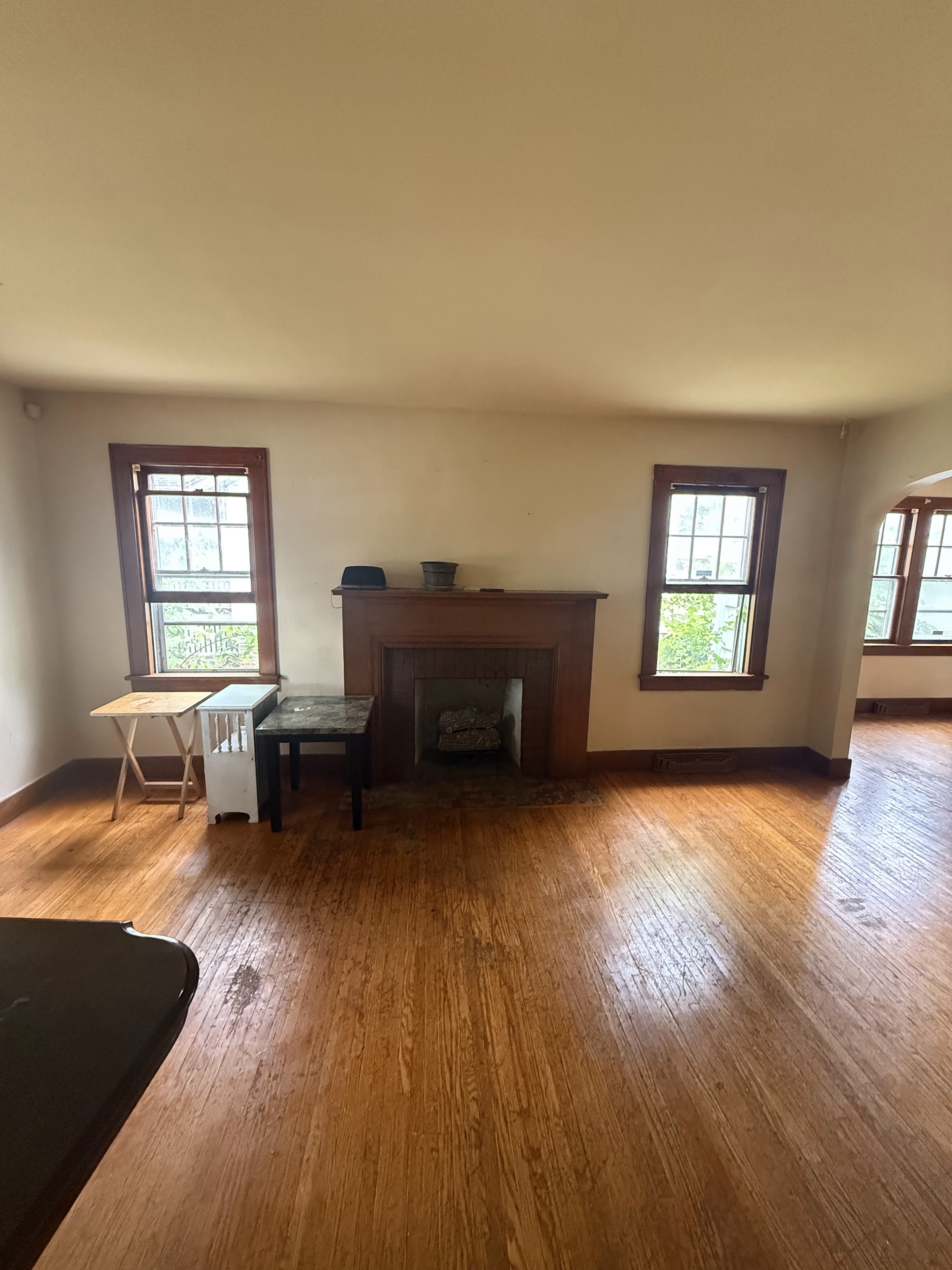 1073 W Packard St – photo 3
