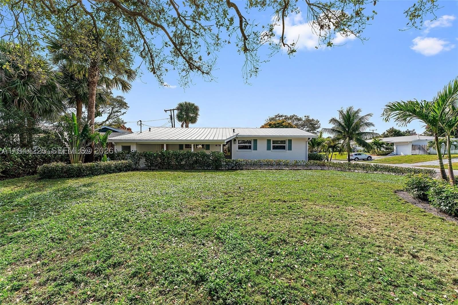 324 Tequesta – photo 2