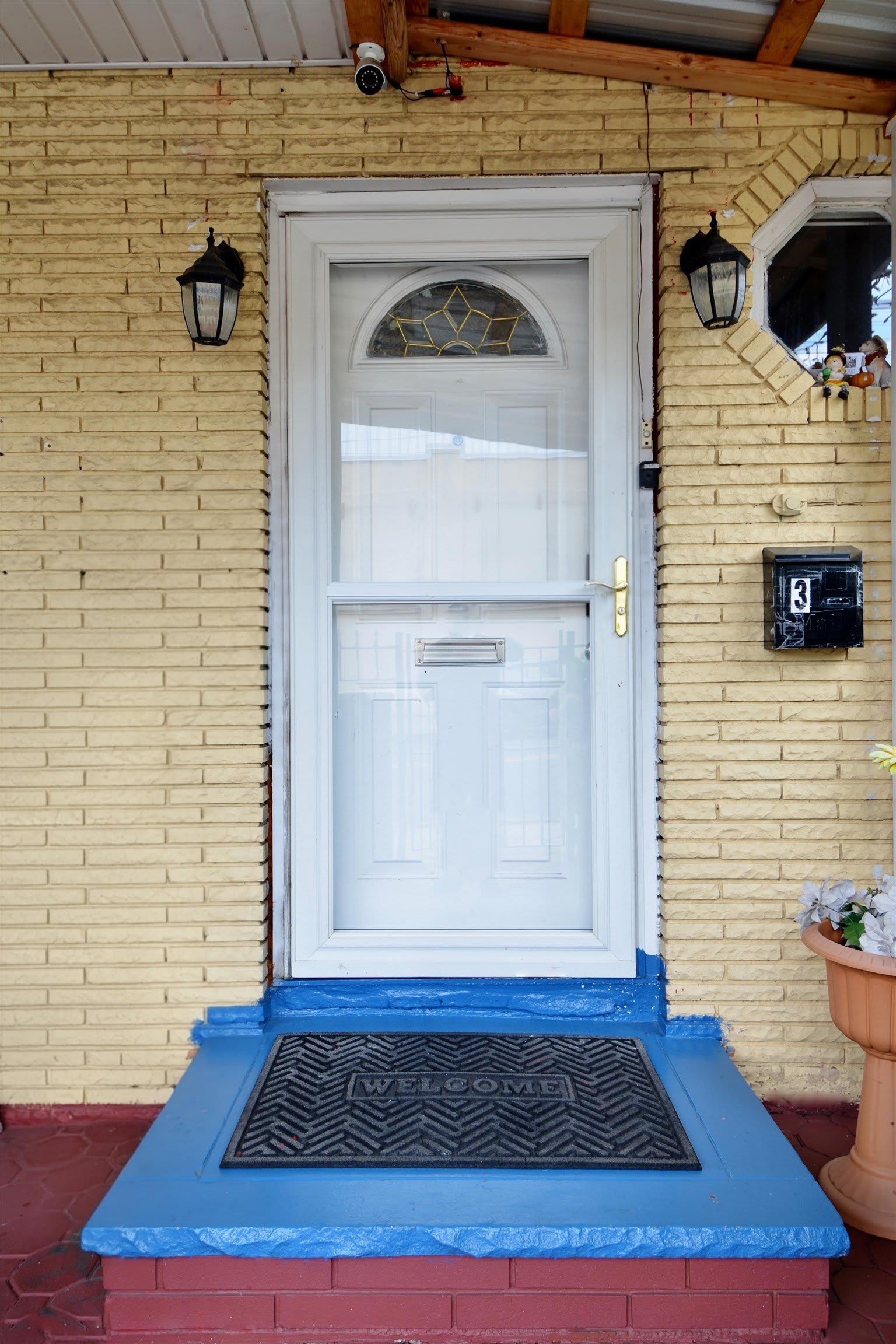 121 GARFIELD AVE – photo 2