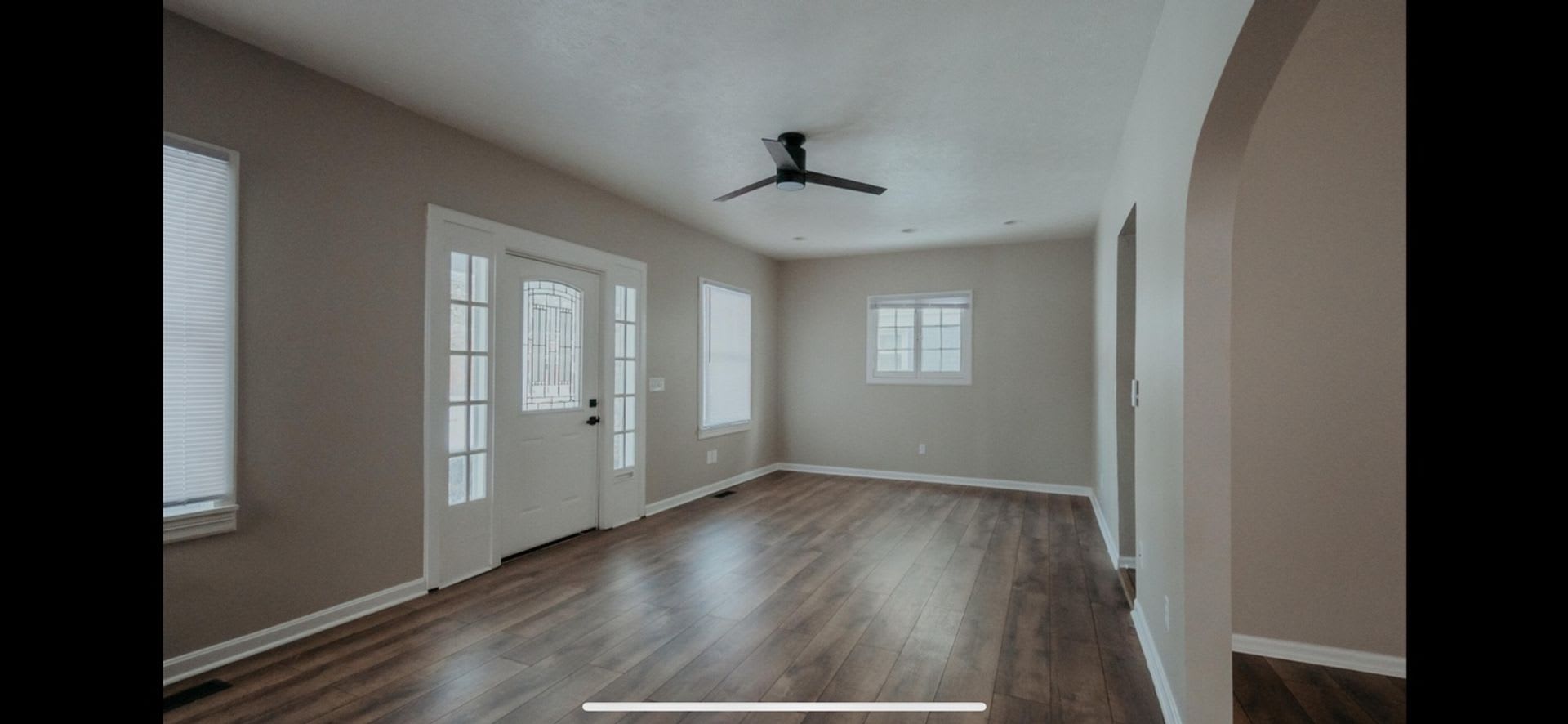 Spacious 3BR Duplex in Louisville – photo 3