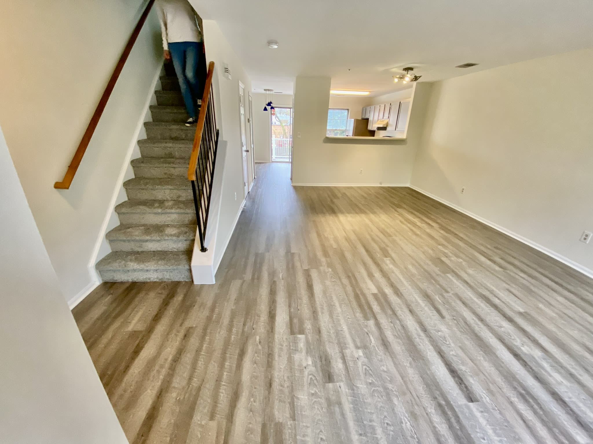 1468 Nestlewood Ct – photo 4